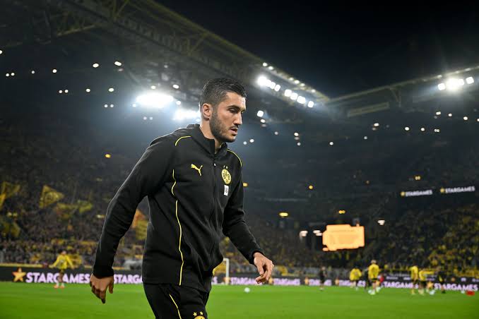 Breaking News: Borussia Dortmund setzt Trainer nach Niederlage gegen Real Madrid ab