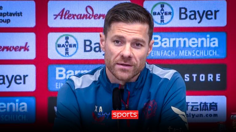 GERADE EINGETROFFEN: Leverkusen-Manager Xabi Alonso hat Bayern Münchens Manager eine ernste Warnung ausgesprochen