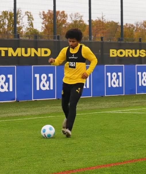 BVB-Verletzte Waldemar Anton und Karim Adeyemi kündigen Rückkehr am 20. November 2024 an