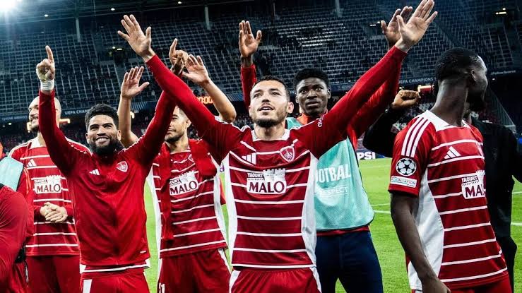 Stade Brestois : La seule équipe française invaincue en Coupe d’Europe… Depuis 1927