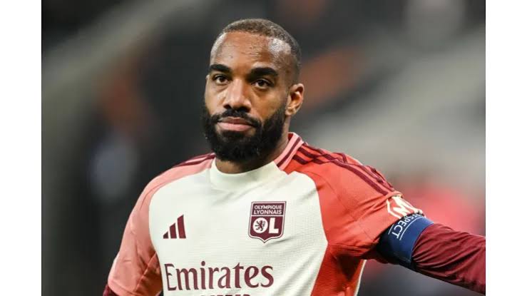 Notícia Exclusiva: Alexandre Lacazette é o Novo Reforço do Sporting CP em uma Transferência Surpreendente de 60 Milhões de Euros!