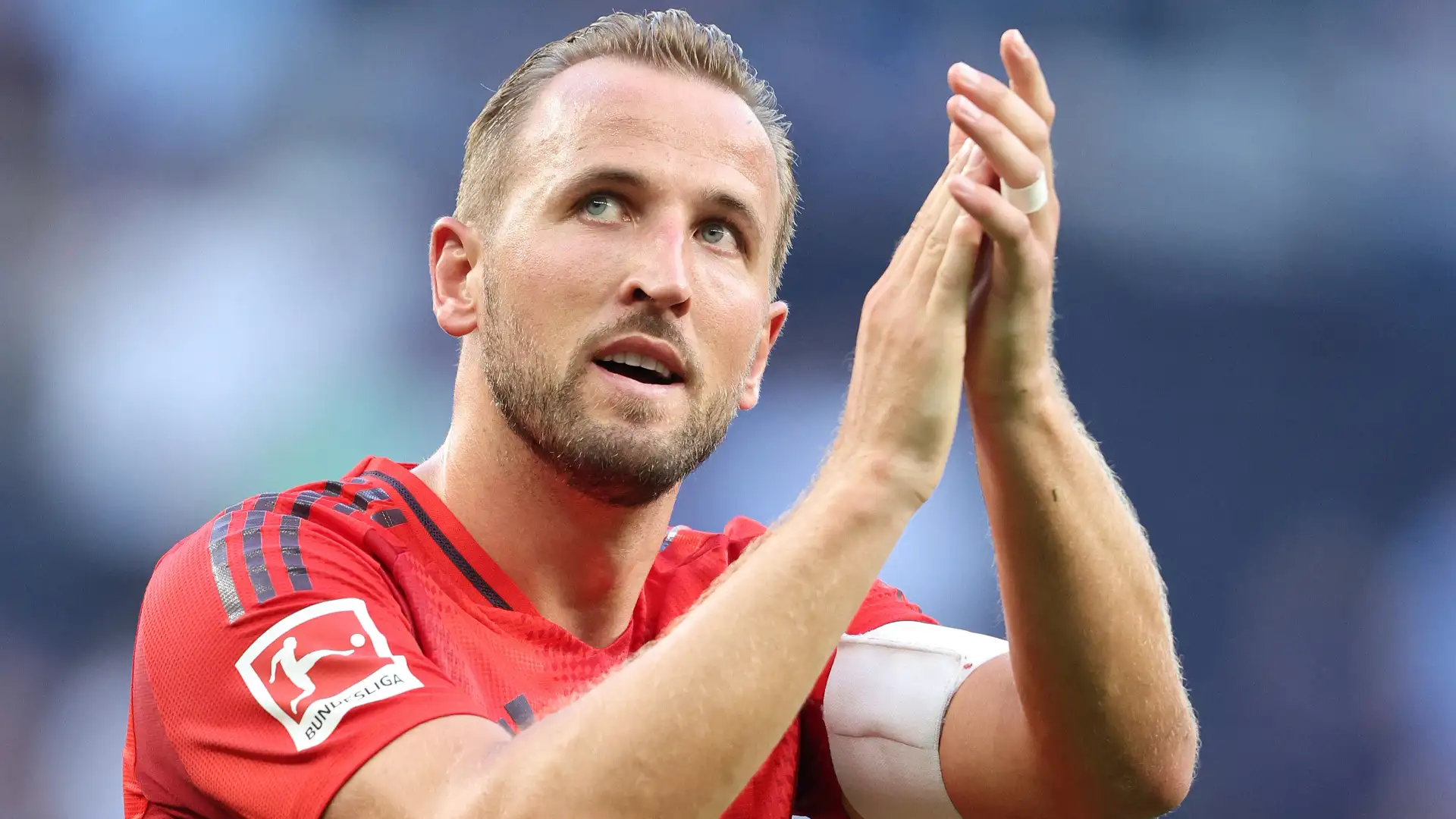 “Harry Kane Schockt die Fußballwelt mit überraschendem Wechsel von Bayern München zu RB Leipzig: Ein neues Zeitalter beginnt!”