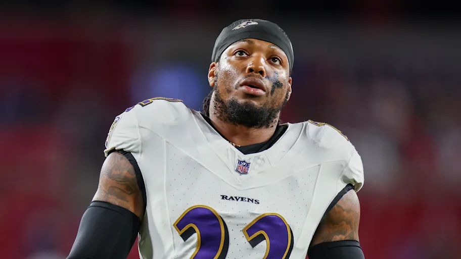 Breaking News: Derrick Henry Bids Farewell to Ravens and Fans, Extends Heartfelt Message as He Seeks New Opportunity