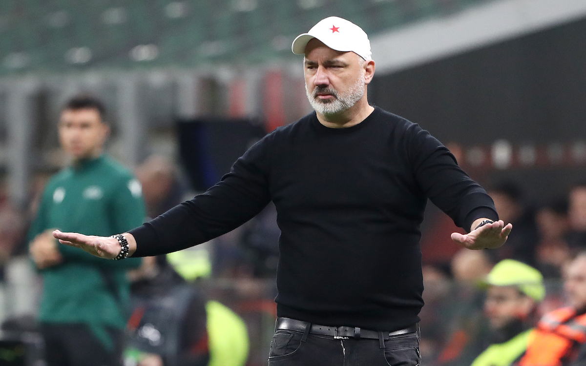 Právě teď: Slavia Praha v příliš vysoké formě, aby porazila jakoukoli sestavu, Baník není výjimkou -Jindrich Trpisovsky 