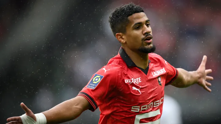 Le Stade Rennais sur le point d’accepter une offre record de Manchester United pour Ludovic Blas