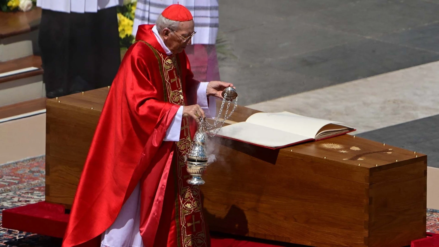 Verursacht Papst Franziskus’ Beerdigung mehr öffentliche Debatte als Trauer?