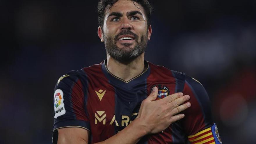 Última Hora: La Leyenda del Levante Vicente Iborra Anuncia una Emotiva Jubilación