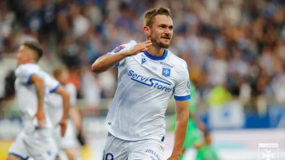 AJ Auxerre est susceptible d’accepter l’offre stupéfiante de Manchester United pour Gaëtan Perrin