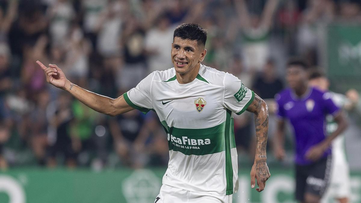 Elche CF estaría cerca de aceptar una oferta millonaria del Manchester United por Nicolás Castro